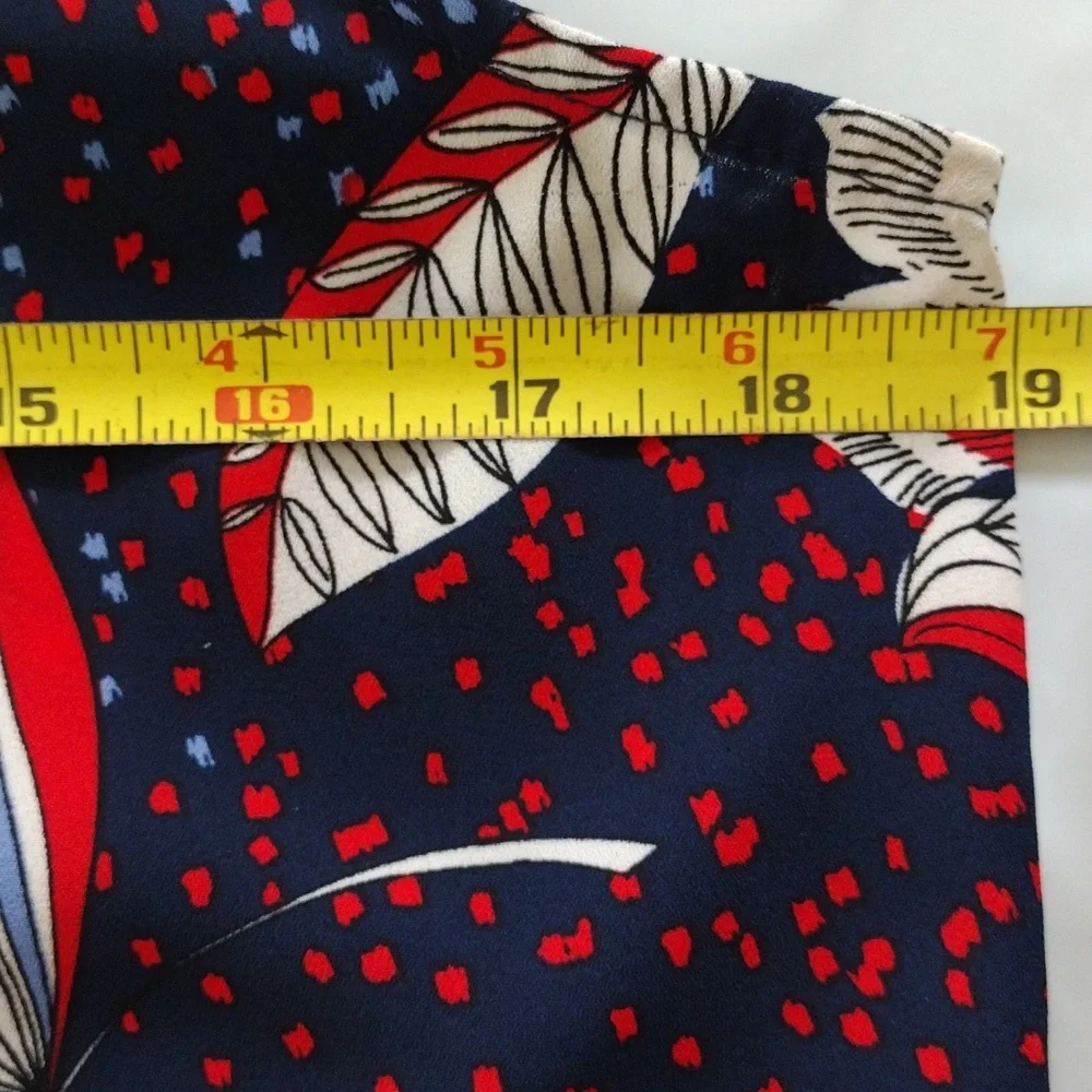 Roz Ali Floral Tank Top Zip V Neck Sleeveless Blouse Red White Blue Medium - Picture 4 of 9